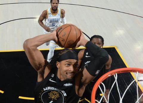 KAIYUN-三分投射低迷 勇士传切被湖人锁死主场憾负