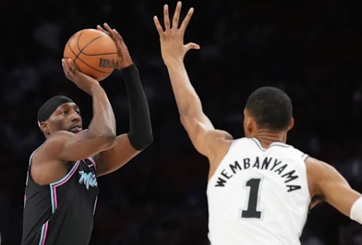 开云体育app-文班亚马：“降龙十八掌！”