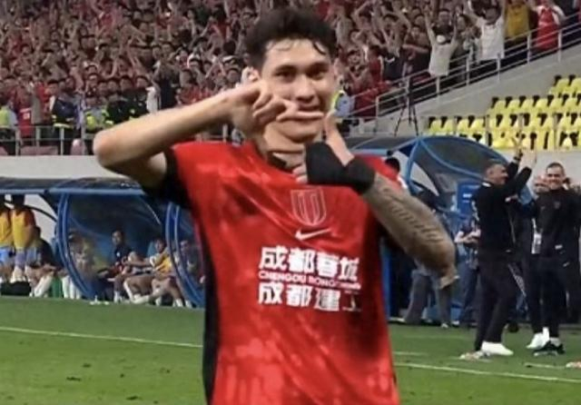 开云体育下载-成都蓉城豪取8连胜，进攻防守全中超第一：至少8人可进国足！|国脚|邵佳一|国足主帅|刘殿座|廖力生_新浪体育_新浪新闻